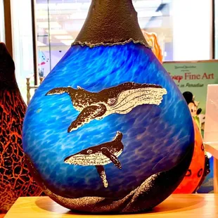 Gorgeous blown glass art by Hawaii craftsman Daniel Moe