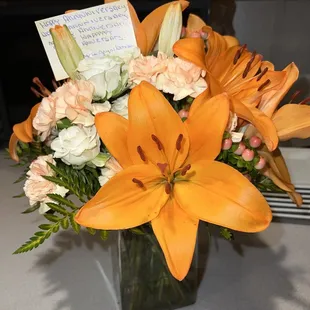 How the bouquet looked 7 days later on 10/11. Still beautiful!