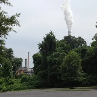 2012-06-04; Martin Luther King Park (right next to an oil refinery), Memphis TN