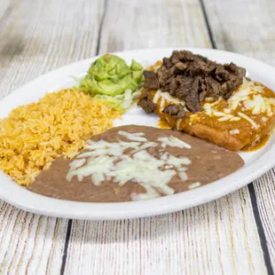 a plate of mexican food