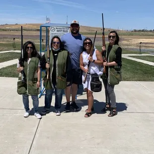 Bachelorette Clay shooting with Blake