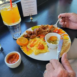 Full breakfast with pulled pork (bacon or sausage offered as well)