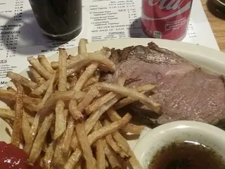 Wagon Wheel Bar & Restaurant