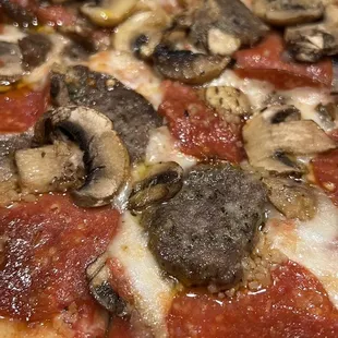 Italian Job Pizza, Substituted Sun-dried tomatoes for mushrooms