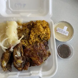 Costillas. Flan de queso.