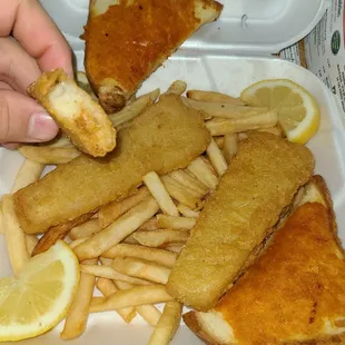 Don't order the fish and chips.  Frozen and refried.