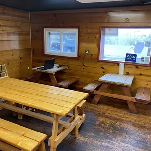 Nice small eating area