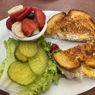 Grilled tuna sandwich. Thank you for the pickles &amp; lettuce on the side! Next time I'll ask for a slice of tomato too