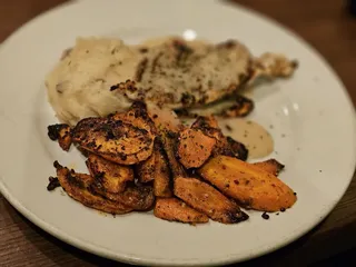 Twisted Oak American Bar and Grill