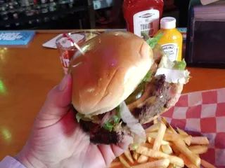 Ultimate Bar and Grill