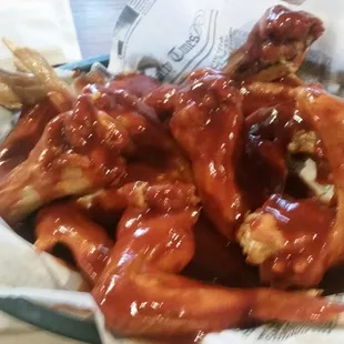 Hot BBQ wings