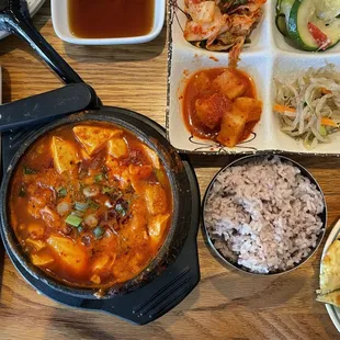 Soft tofu seafood soup with red bean rice