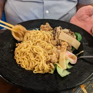 Dry noodle with spicy pork and sweet beef