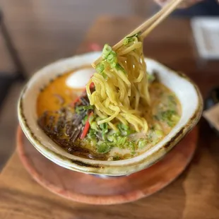 Hakata Tonkatsu with thick noodles