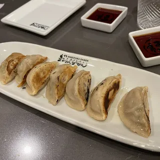 **Gyoza 7pc**