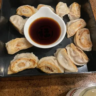 Gyoza Bento Box (12pc)