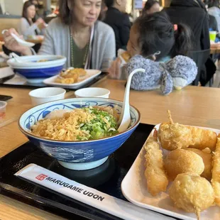 ramen and noodles, noodle dish, noodles, noodle soup, food, ramen