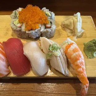 $20 Lunch Special  B Sushi Set    come with Miso soup