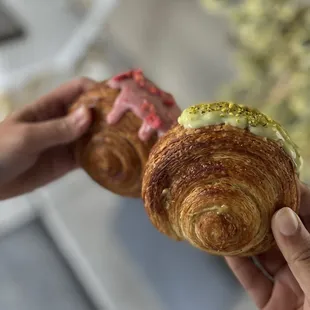 Pistachio croissant