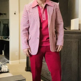 70s suite and shirt purchased at this amazing vintage spot.