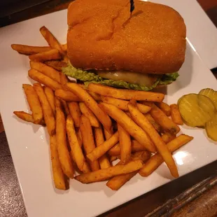 Burger - that bread was soooo pillowy &amp; held burger well too