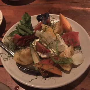Tomato Burrata Salad