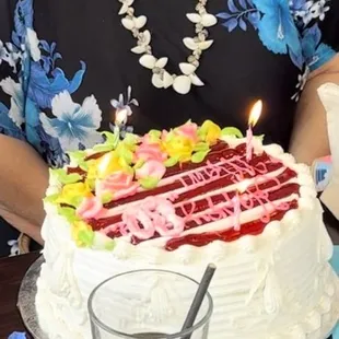 Raspberry Lace cake!