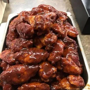 a tray of chicken wings