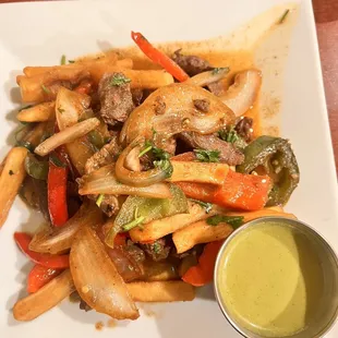 Lomo Saltado