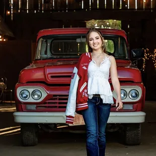 Senior Portraits 2024
www.marygphotography.com