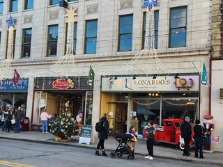 Leonardo's Coffeehouse & Renaissance Coffee Roasting