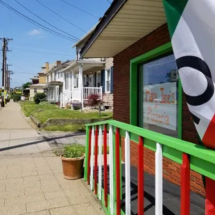 Out front looking towards the river.