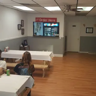 sushi and sashimi, interior