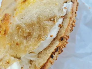 Creole Bagelry and Cafe'