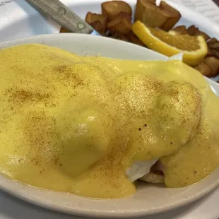 Eggs Benedict with side of Crispy Homefries