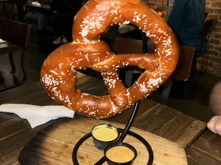 Jekyll & Hyde Taphouse and Grill