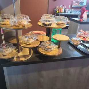 Some prepackaged desserts to go