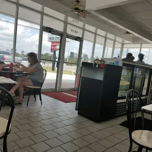 Blue collar lunch spot