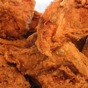Fried chicken cooked in peanut oil. Yummy!