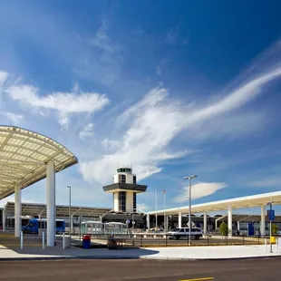 Oakland International Airport is 68 miles/109 km from Stockton. It is owned by the Port of Oakland. Need a lift there?  Call me.