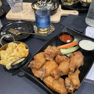 Wings &amp; Side of Mac &amp; Cheese