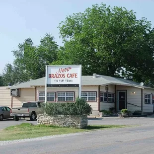 Mary&apos;s Brazos Cafe Tin Top Texas