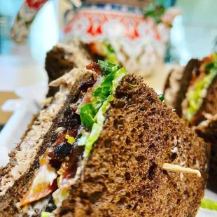 a sandwich on a plate