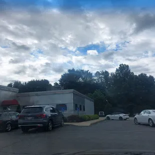 a view of the outside of the restaurant