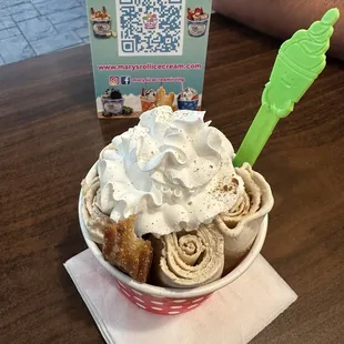 Churro rolled ice cream