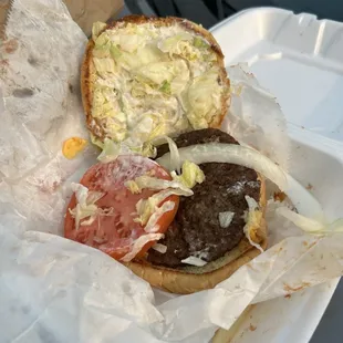 Cheeseburger with no pickles no MAYO! Wrong! Big glop of Mayo! No ketchup no mustard? That should be standard. Ugh!