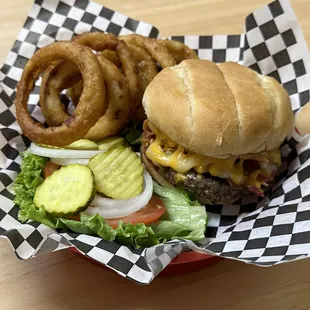Ranch Burger With Onion Rings