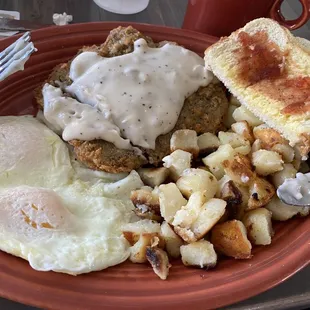 Excellent breakfast and service, highly recommend this place