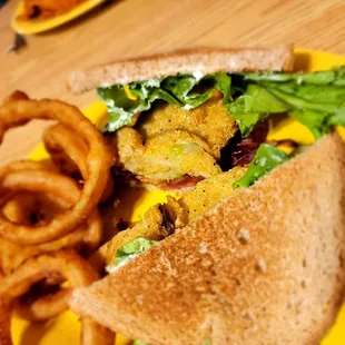 Fried Green Tomato BLT w/onion rings