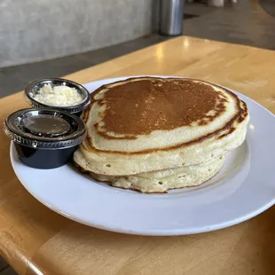 Massive and tasty pancakes!! You only need one. Luckily, you can buy just one!